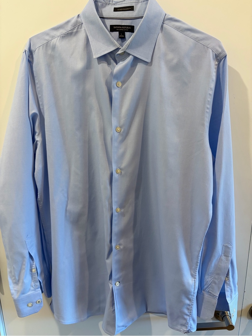Banana Republic Men's Pale Blue Dress Shirt